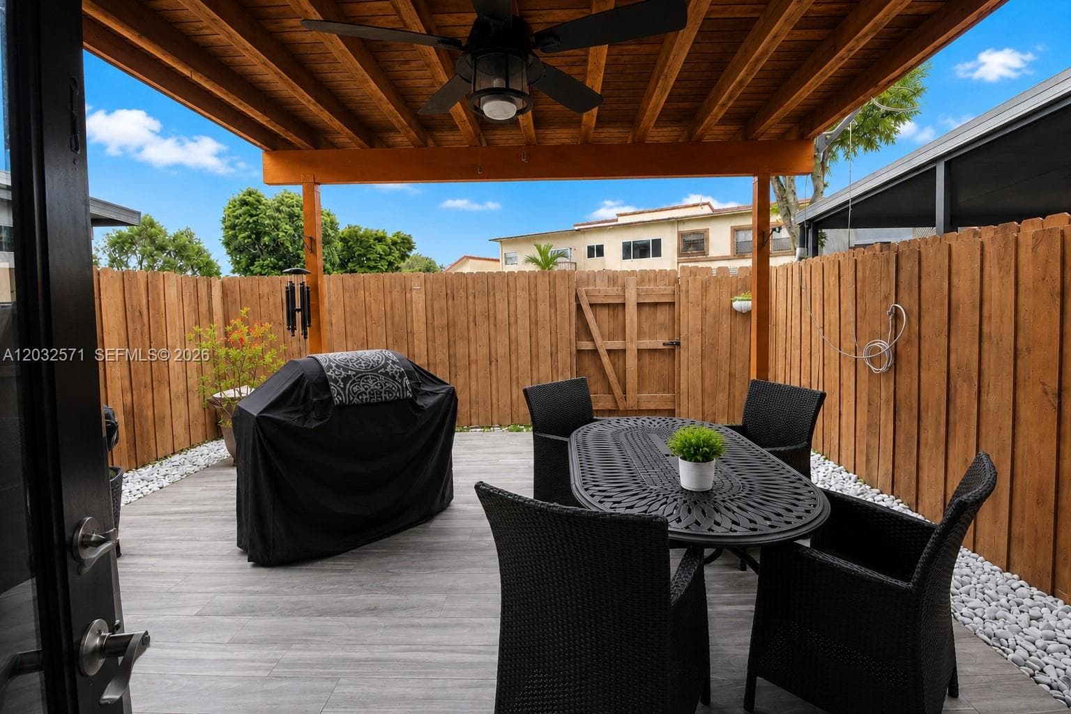 1127 SW 134th Pl, Miami FL 33184 — 20