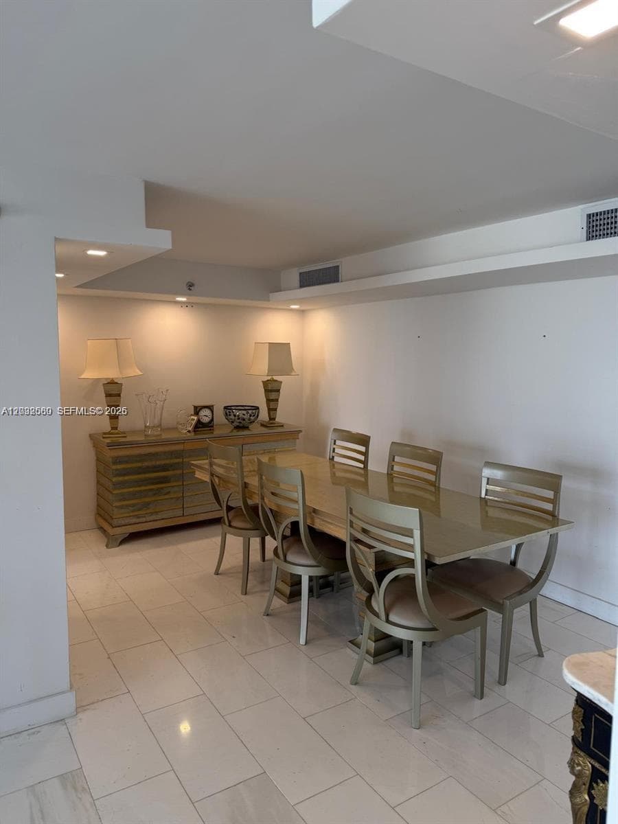 Winston Towers 600 Condo, Sunny Isles Beach, FL — 9