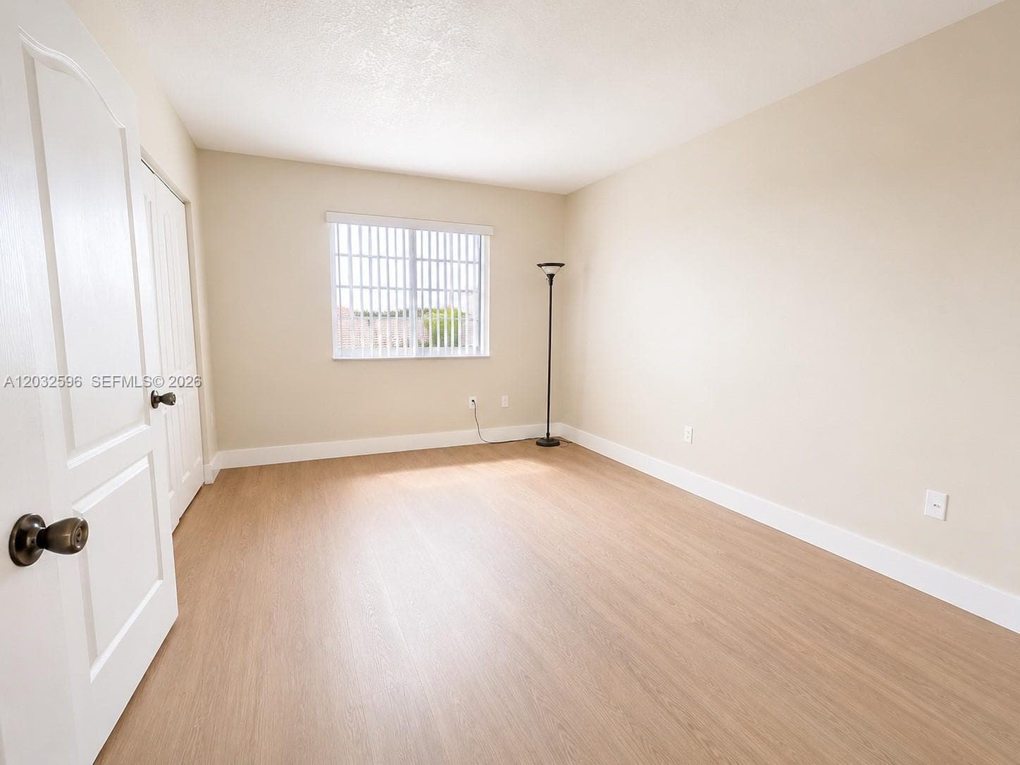 Poinciana Lakes Villas Co, Hialeah, FL — 23
