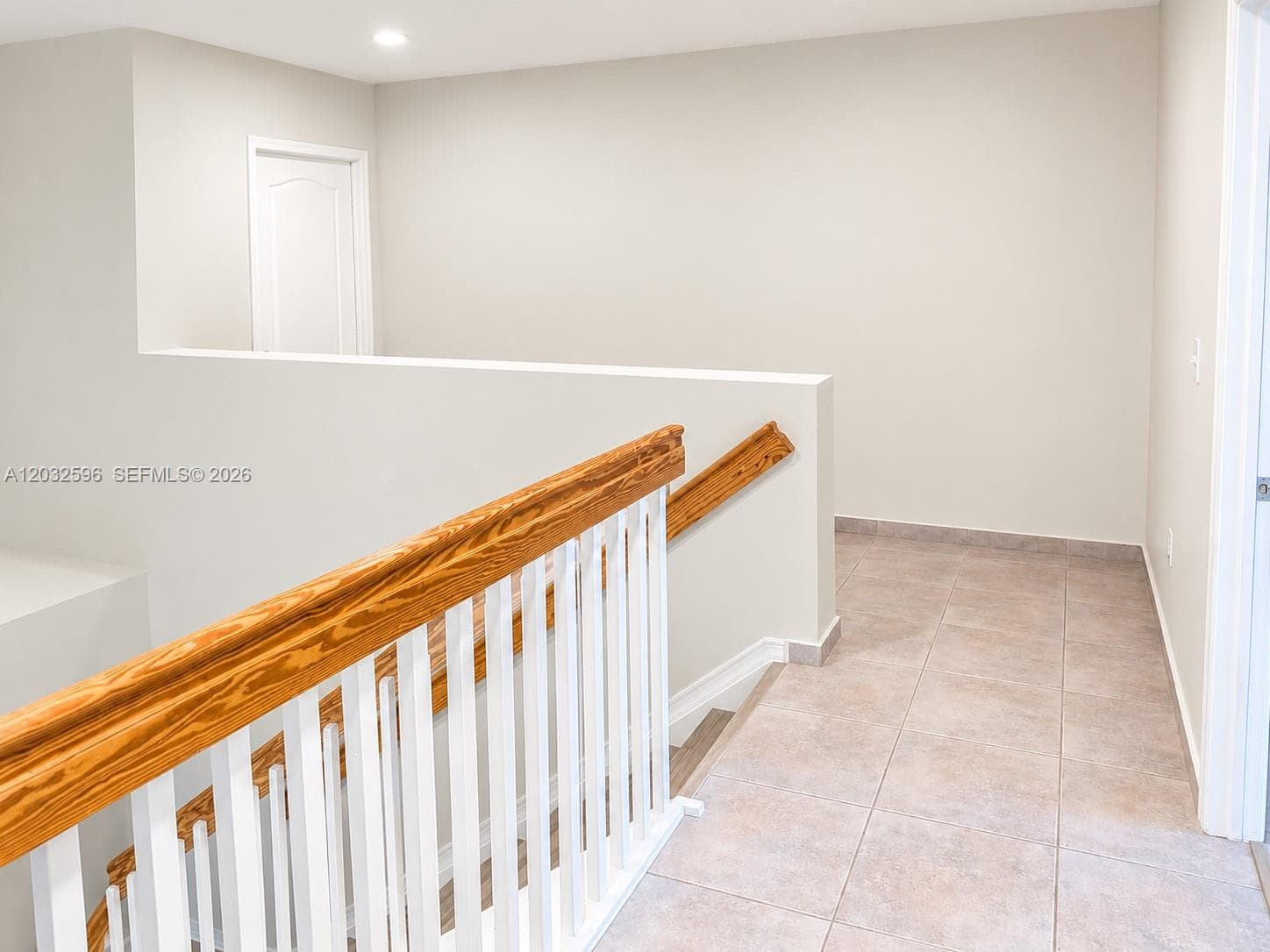 Poinciana Lakes Villas Co, Hialeah, FL — 14