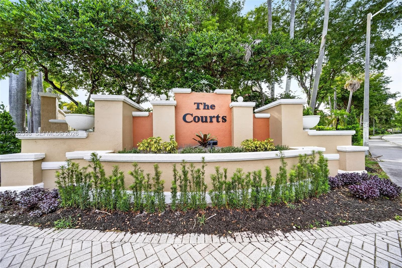 6670 NW 114th Ave # 602, Doral FL 33178 — 34