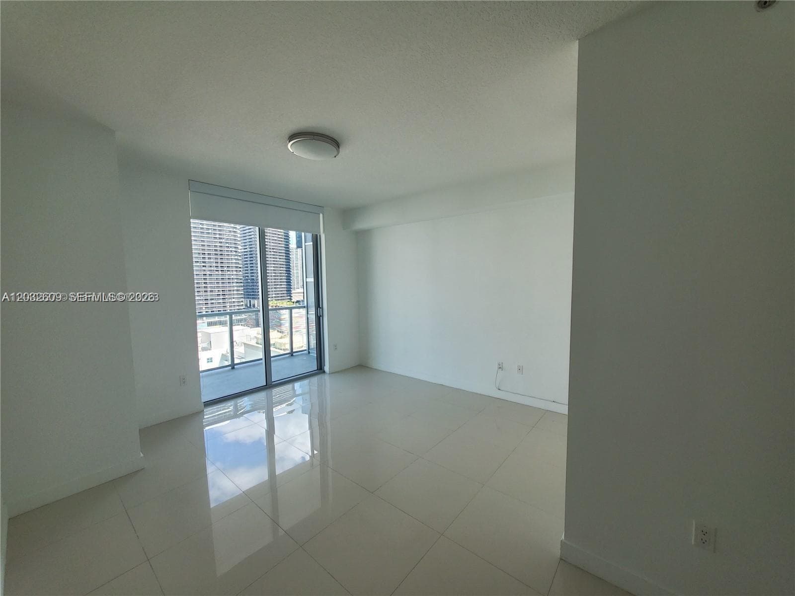 1111 SW 1  AVE, Miami FL 33130 — 5