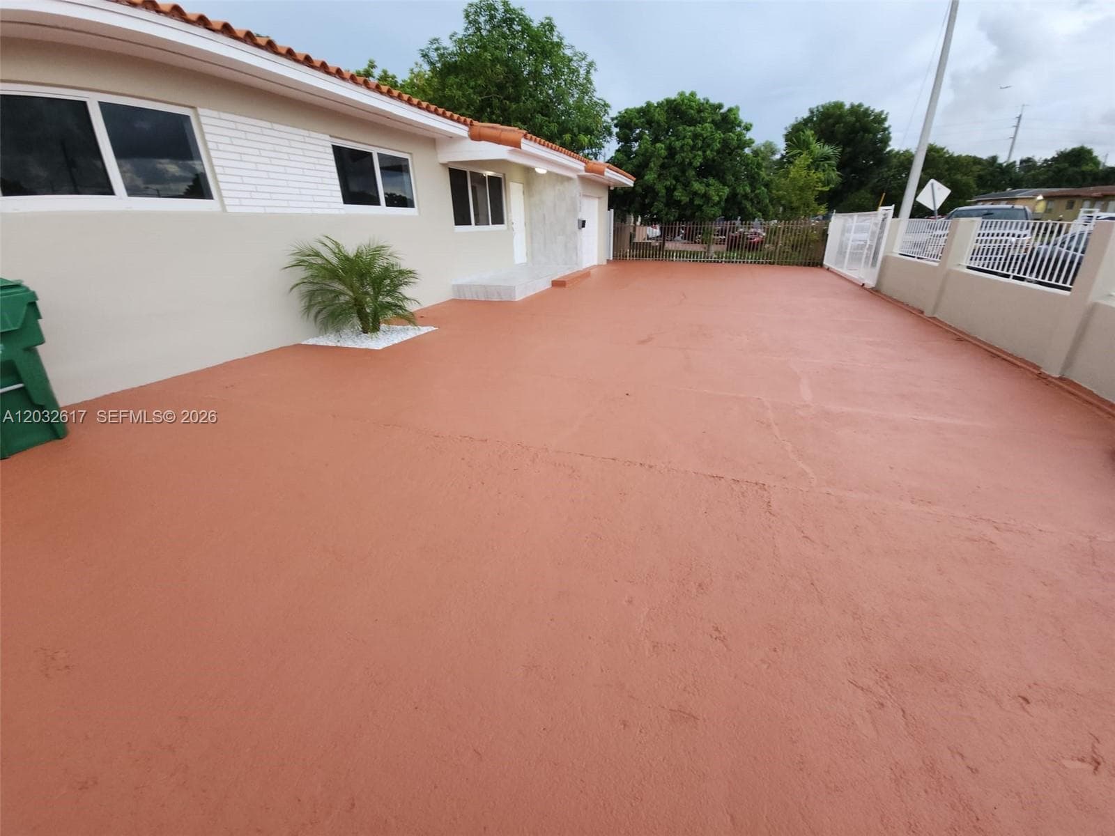 950 NW 36th Ave # 0, Miami FL 33125 — 2
