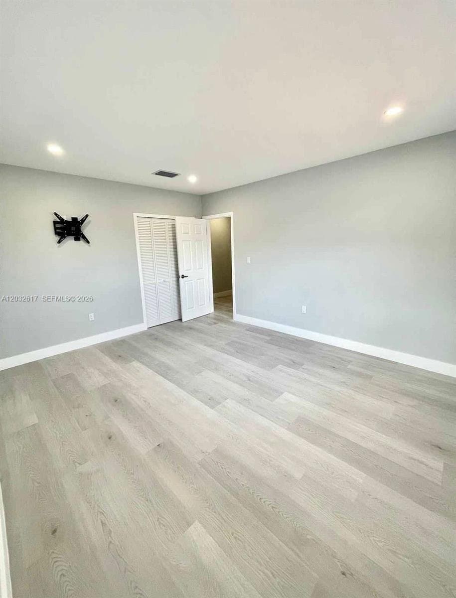 950 NW 36th Ave # 0, Miami FL 33125 — 9