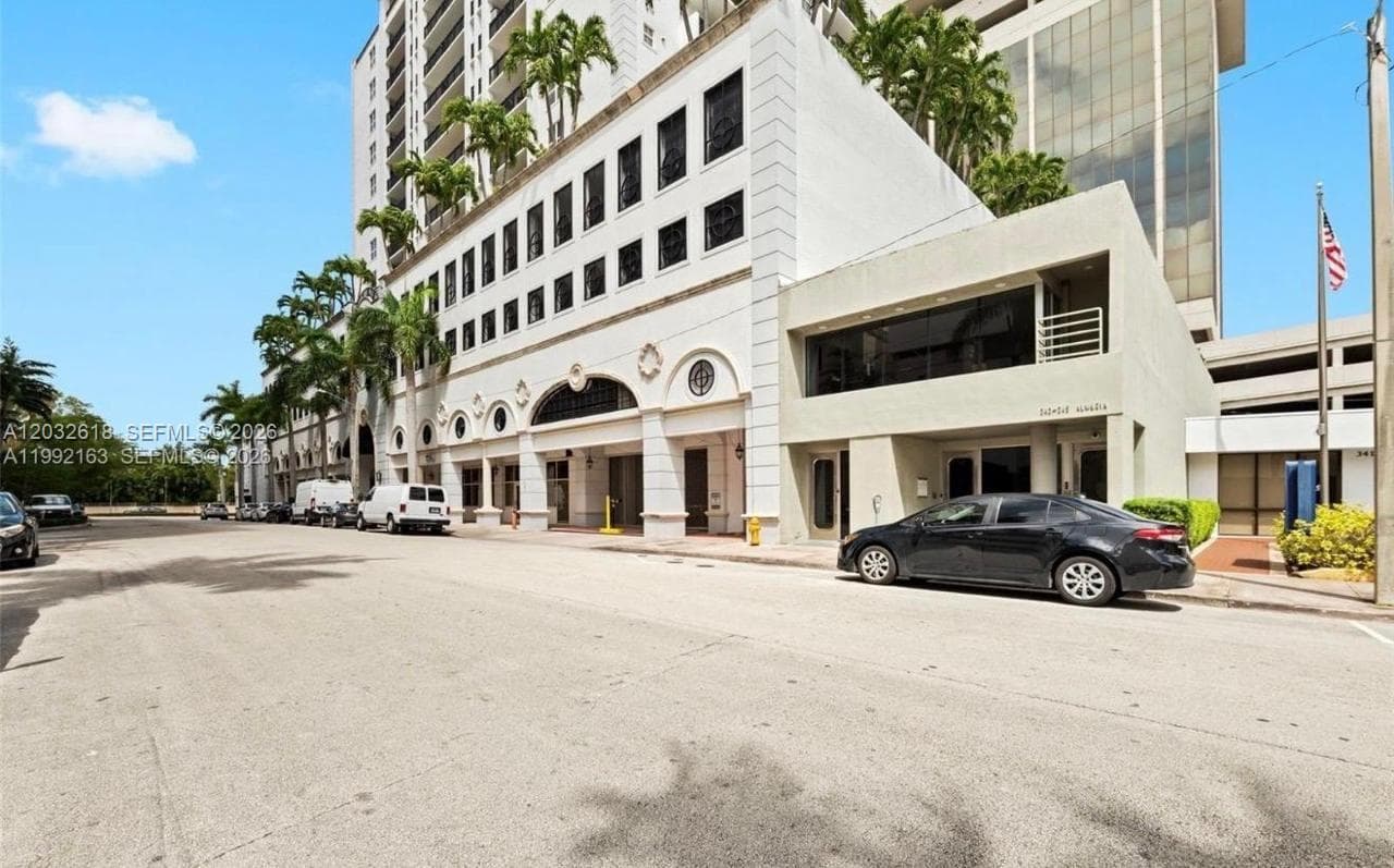 357 Almeria Ave # 802, Coral Gables FL 33134 — 3