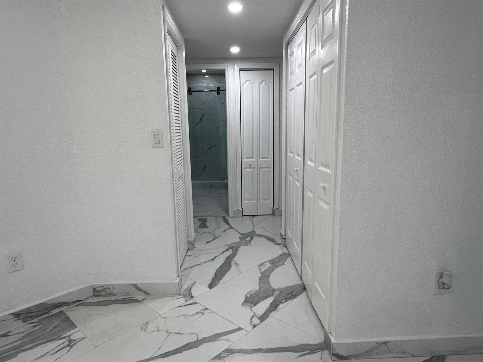 300 E 4th Street # 103, Hialeah FL 33010 — 16