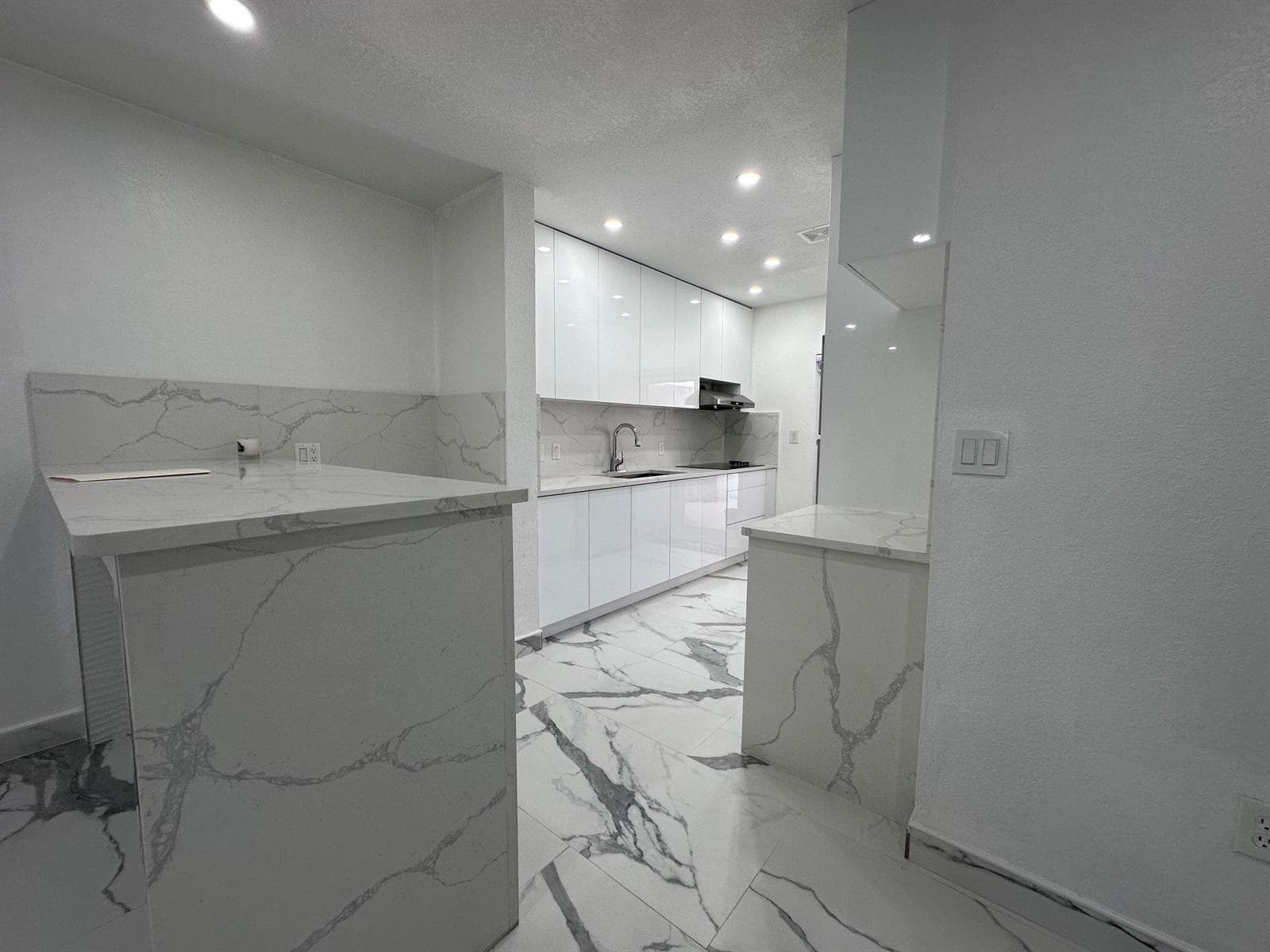 300 E 4th Street # 103, Hialeah FL 33010 — 15