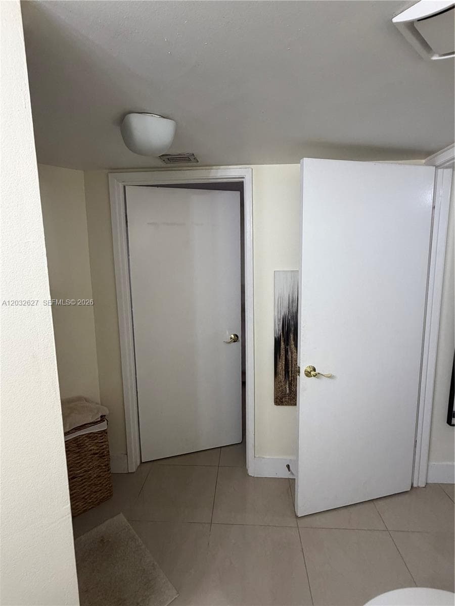 9705 Fontainebleau Blvd # B108, Miami FL 33172 — 16