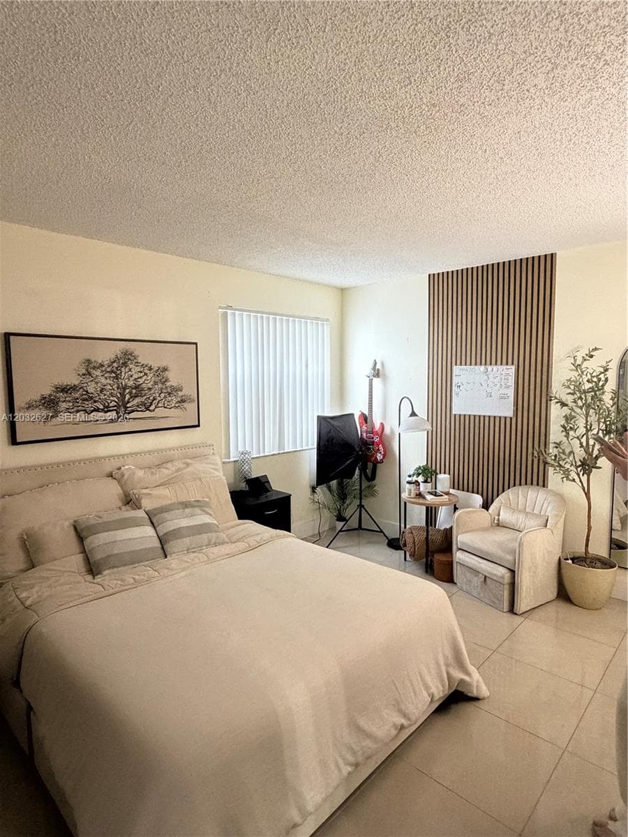 9705 Fontainebleau Blvd # B108, Miami FL 33172 — 7