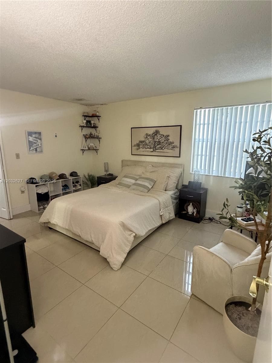 9705 Fontainebleau Blvd # B108, Miami FL 33172 — 14