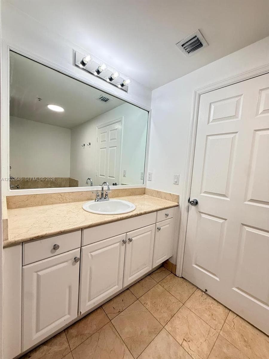 357 Almeria Ave # 802, Coral Gables FL 33134 — 17