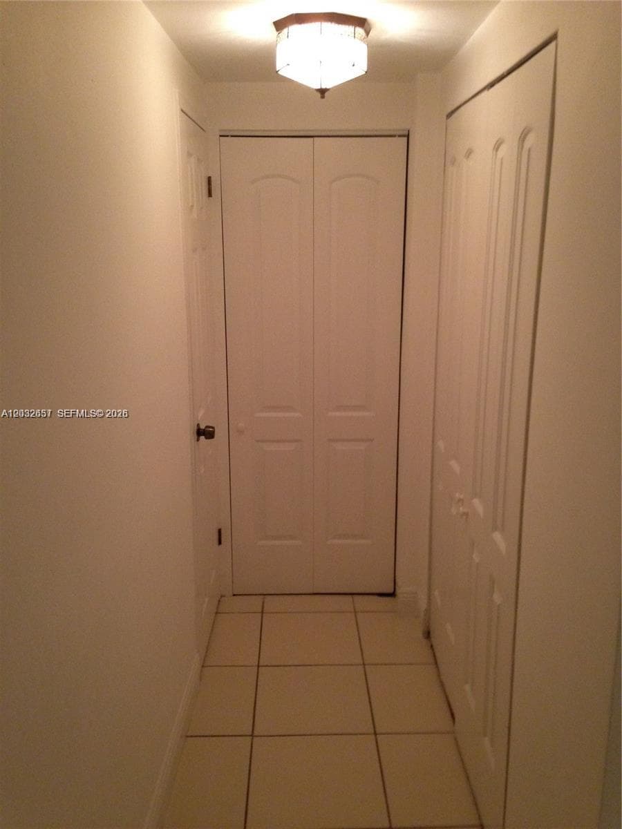 7441 Wayne Ave # 2O, Miami Beach FL 33141 — 11