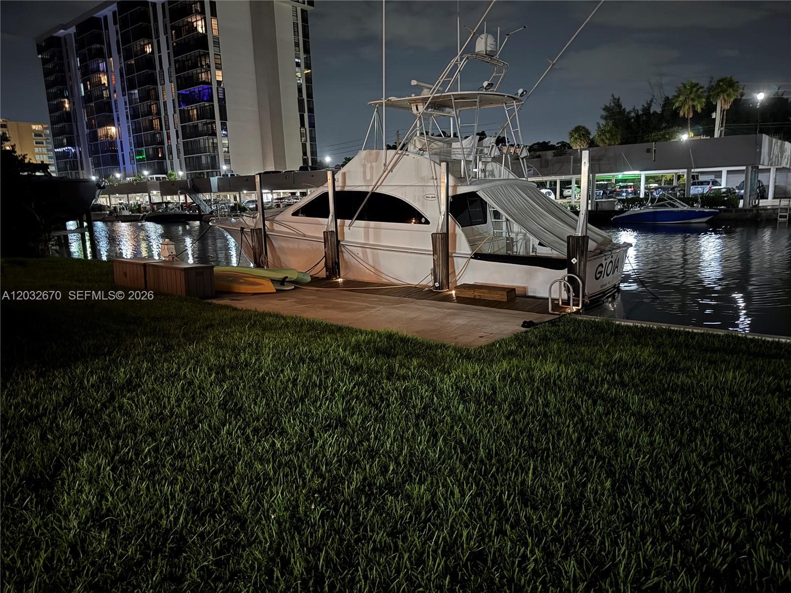 13305 Biscayne Island Ter, North Miami FL 33181 — 40