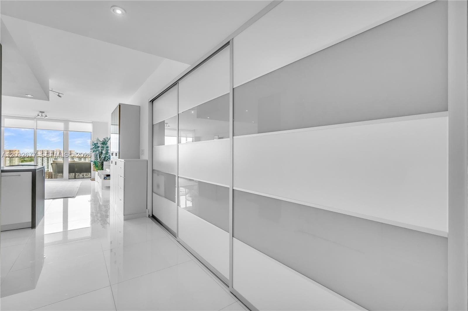 400 Sunny Isles Blvd # 1917, Sunny Isles Beach FL 33160 — 2