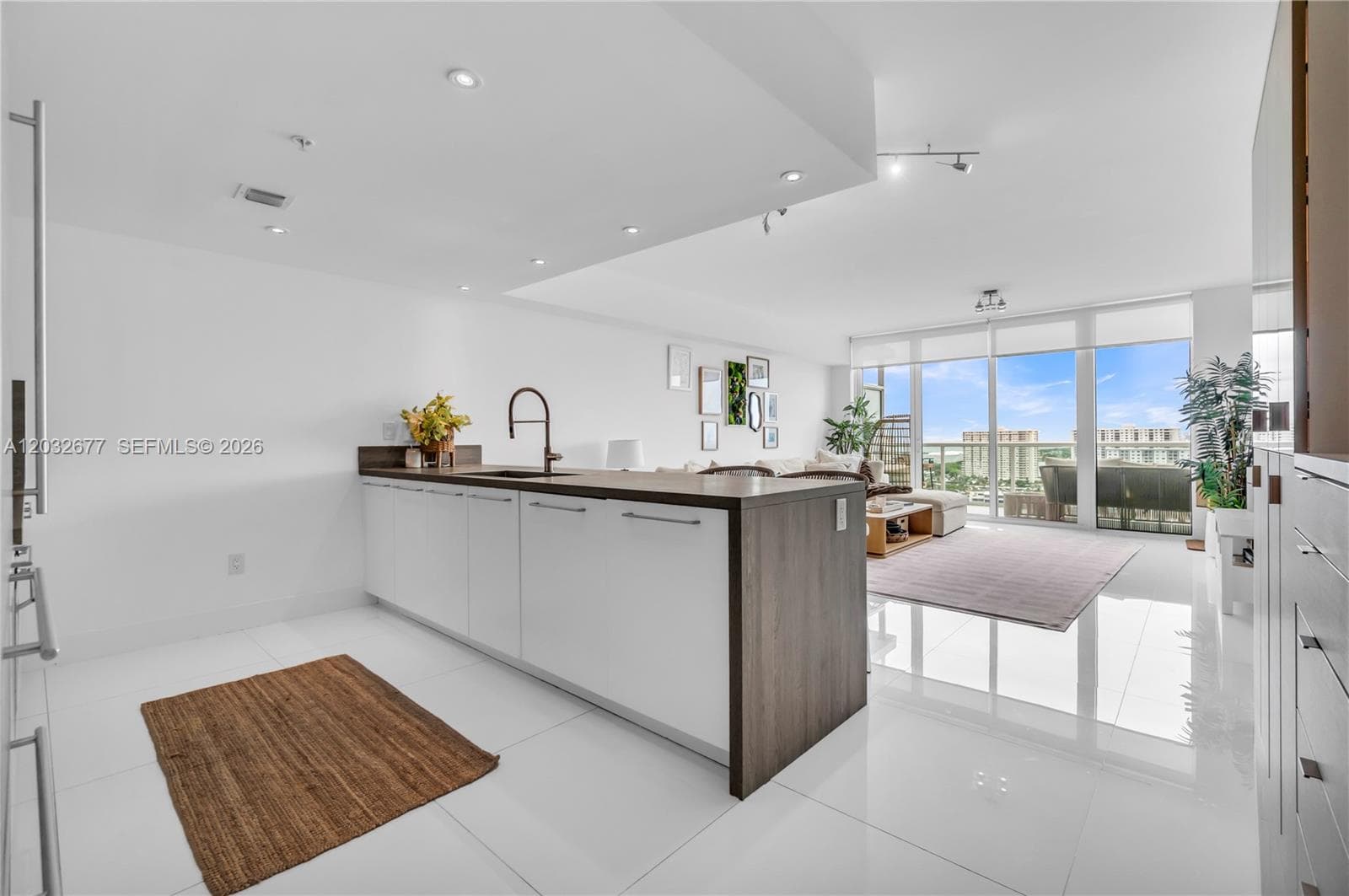 400 Sunny Isles Blvd # 1917, Sunny Isles Beach FL 33160 — 9