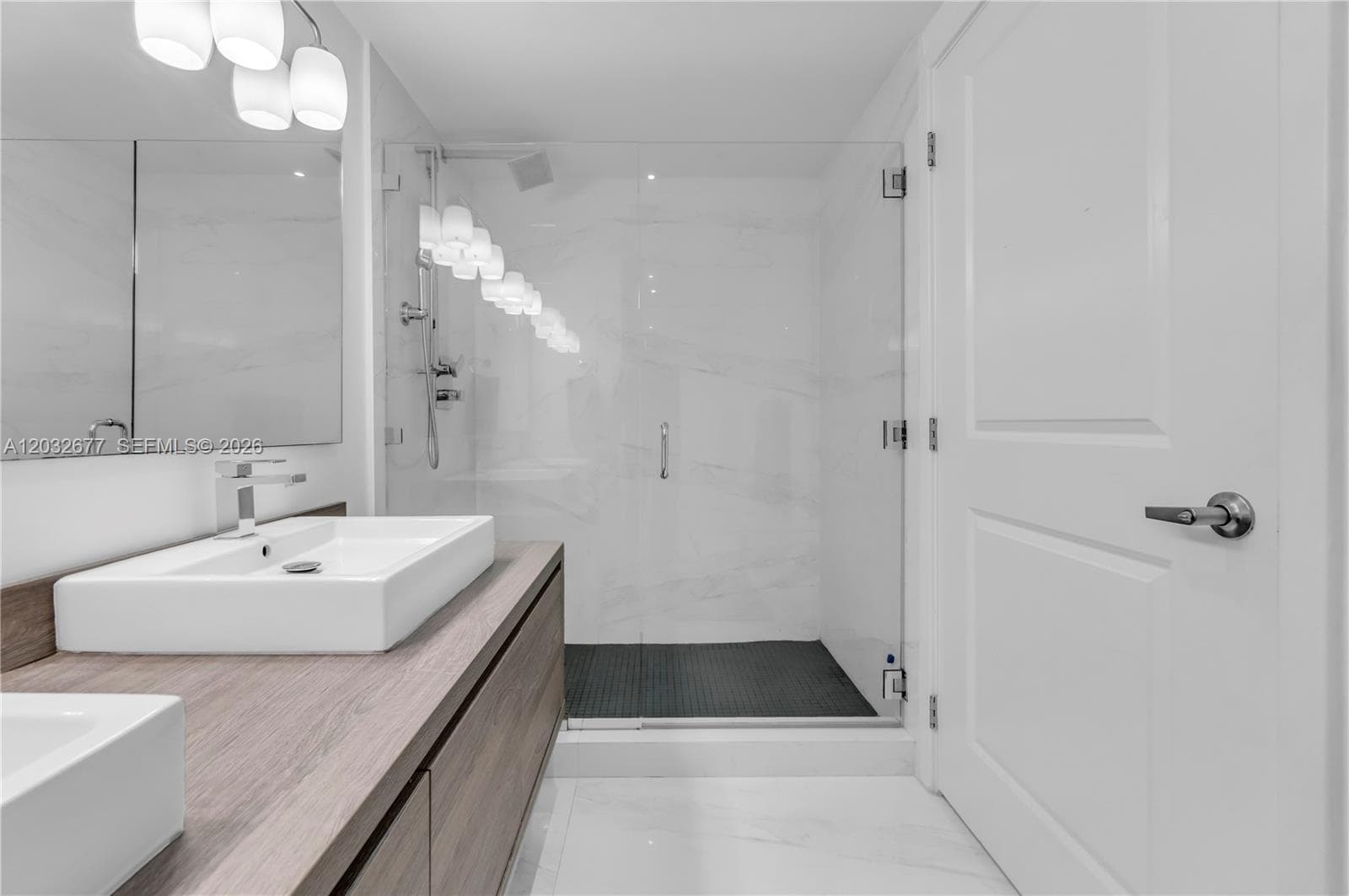 400 Sunny Isles Blvd # 1917, Sunny Isles Beach FL 33160 — 30