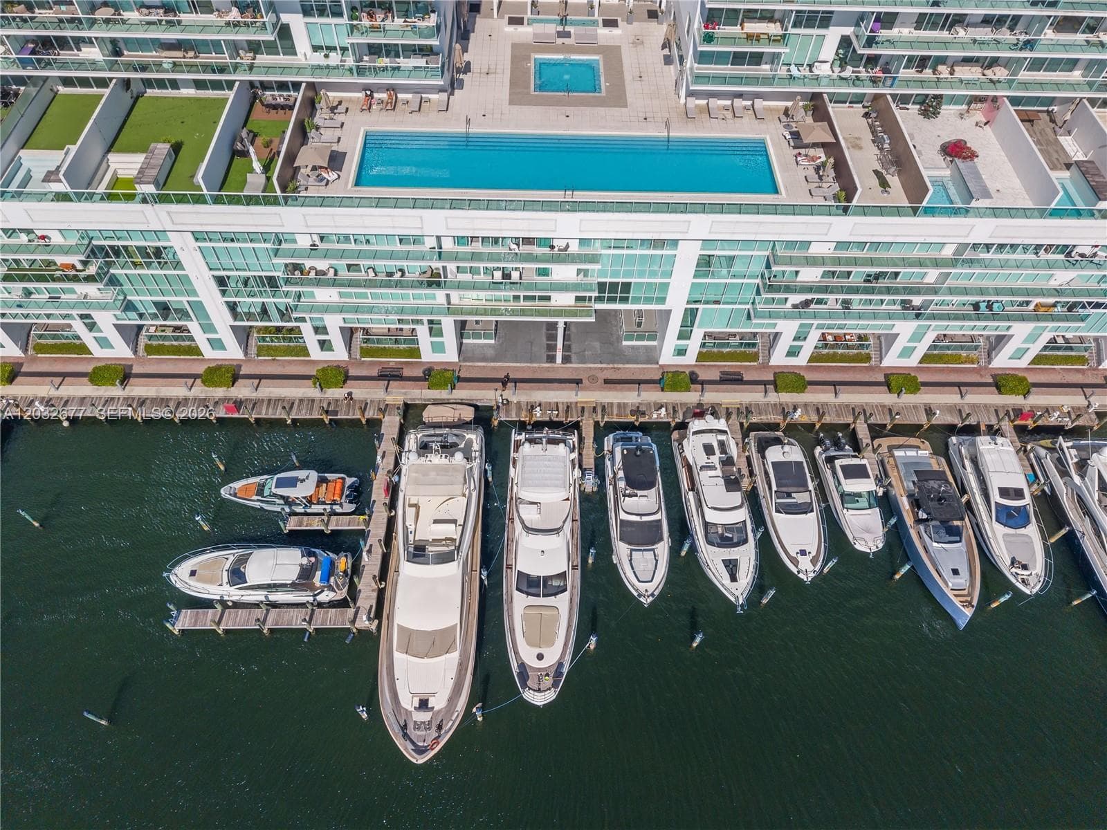 400 Sunny Isles Blvd # 1917, Sunny Isles Beach FL 33160 — 51