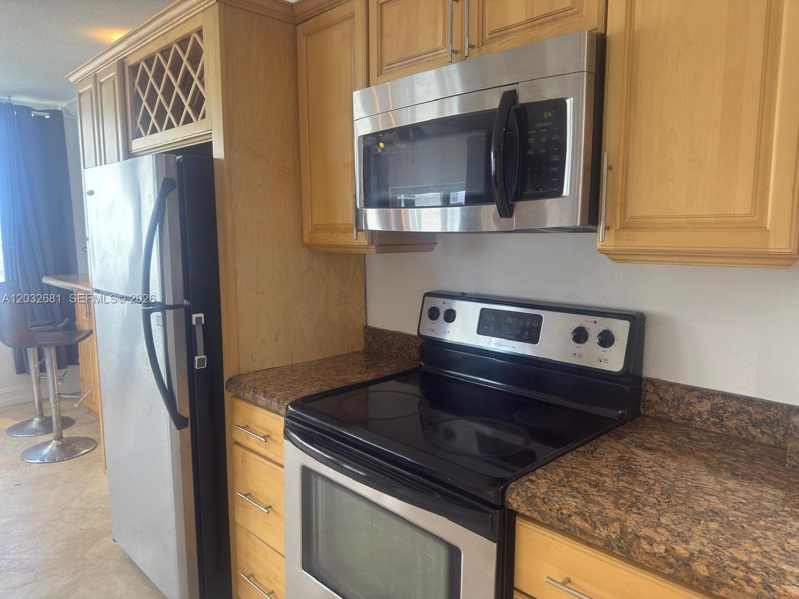 19201 Collins Ave # 1044, Sunny Isles Beach FL 33160 — 7
