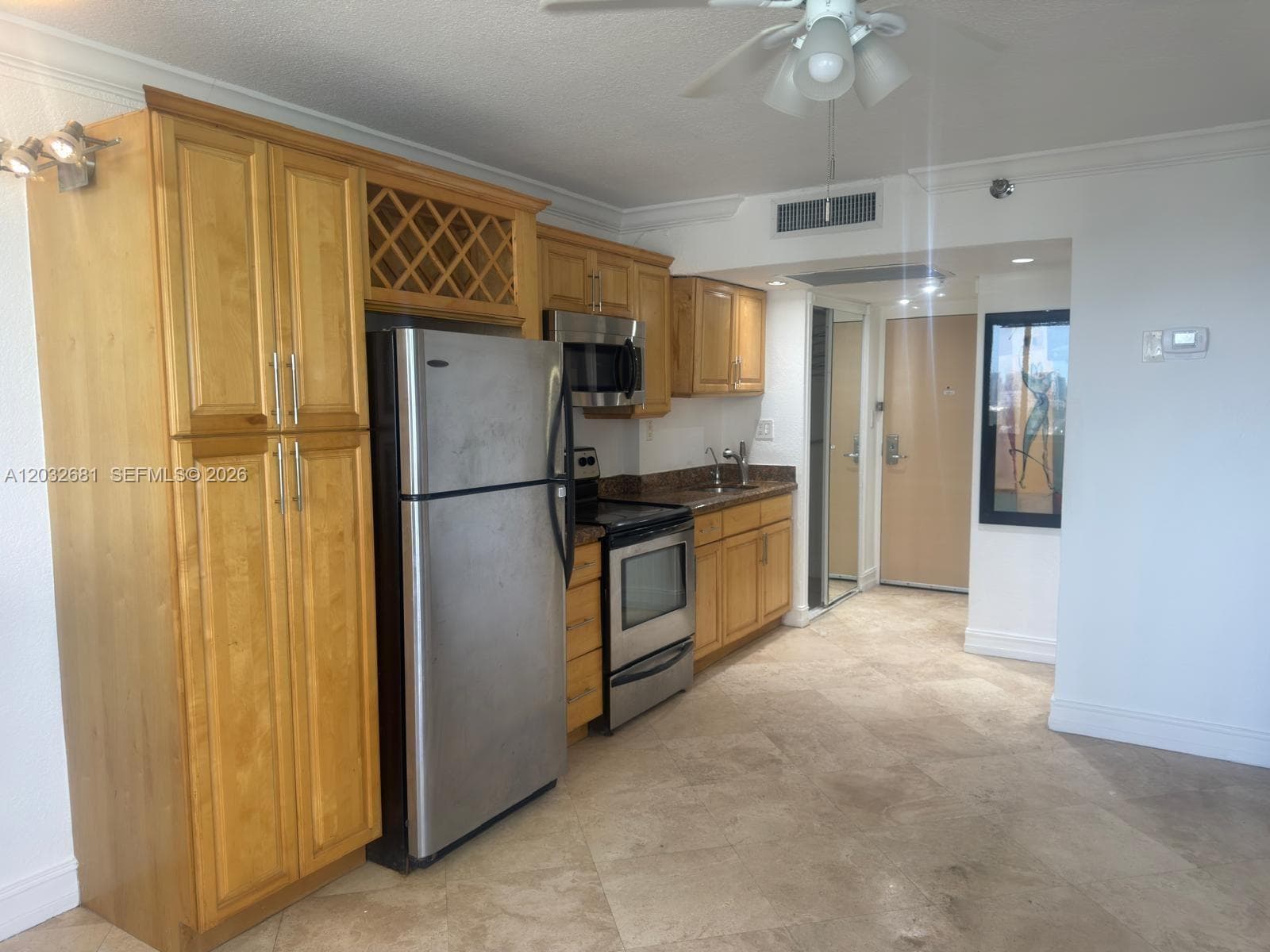 19201 Collins Ave # 1044, Sunny Isles Beach FL 33160 — 11