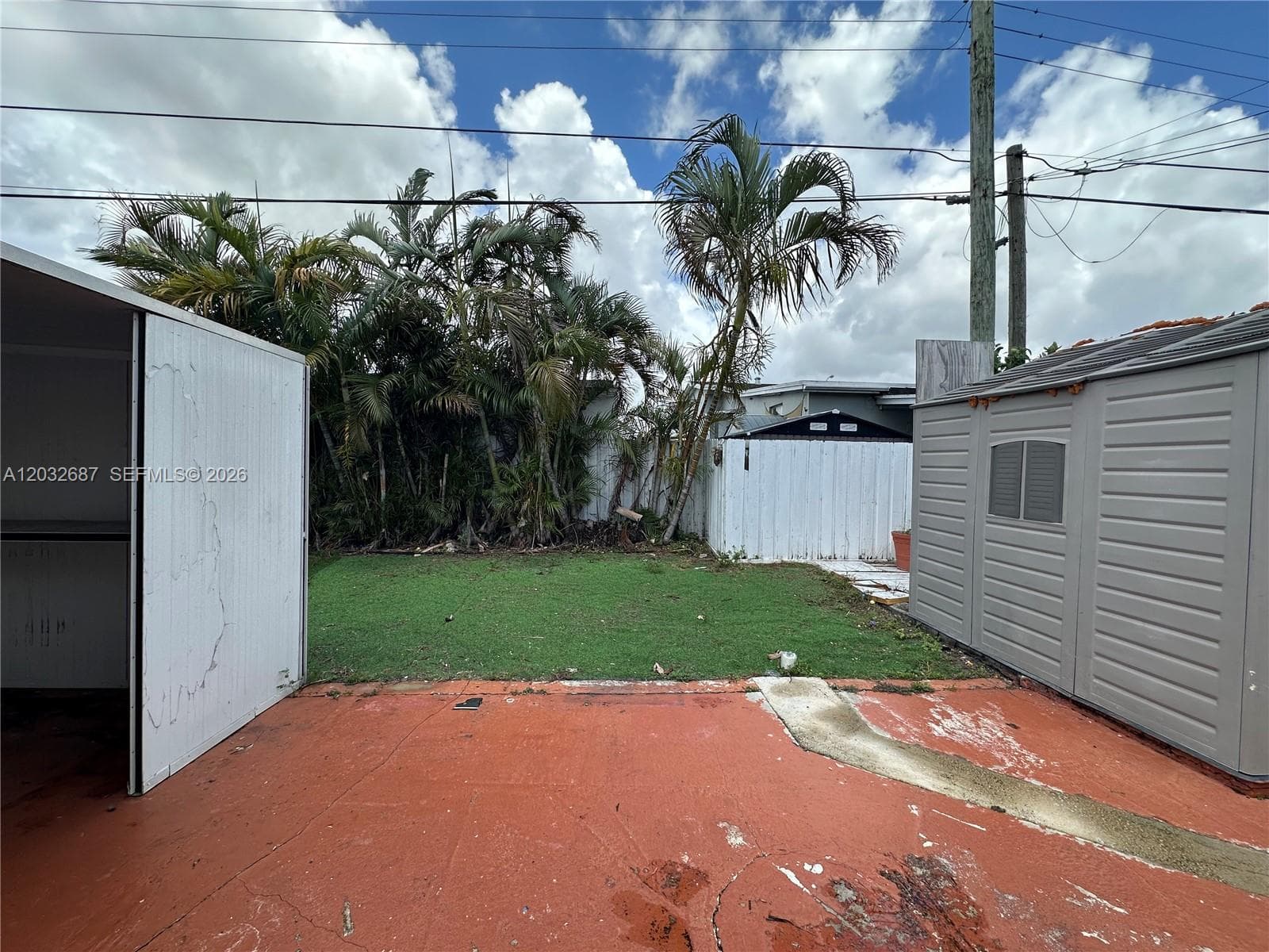 4596 E 8th Ct, Hialeah FL 33013 — 2