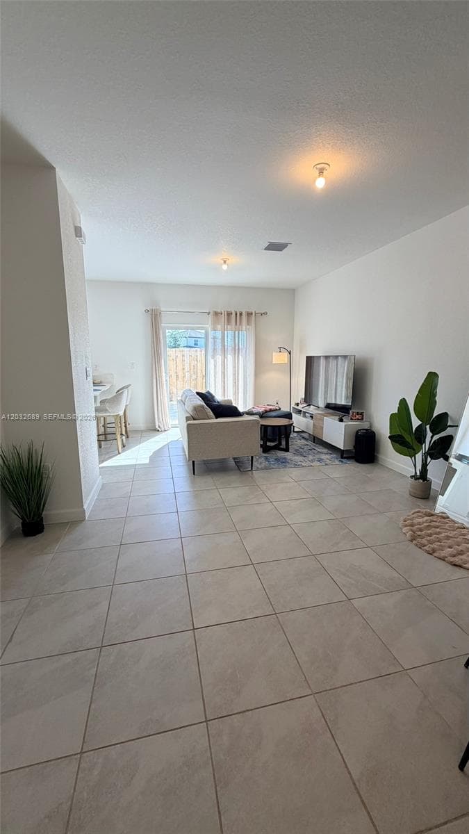 2424 SE 29th St, Homestead FL 33035 — 2