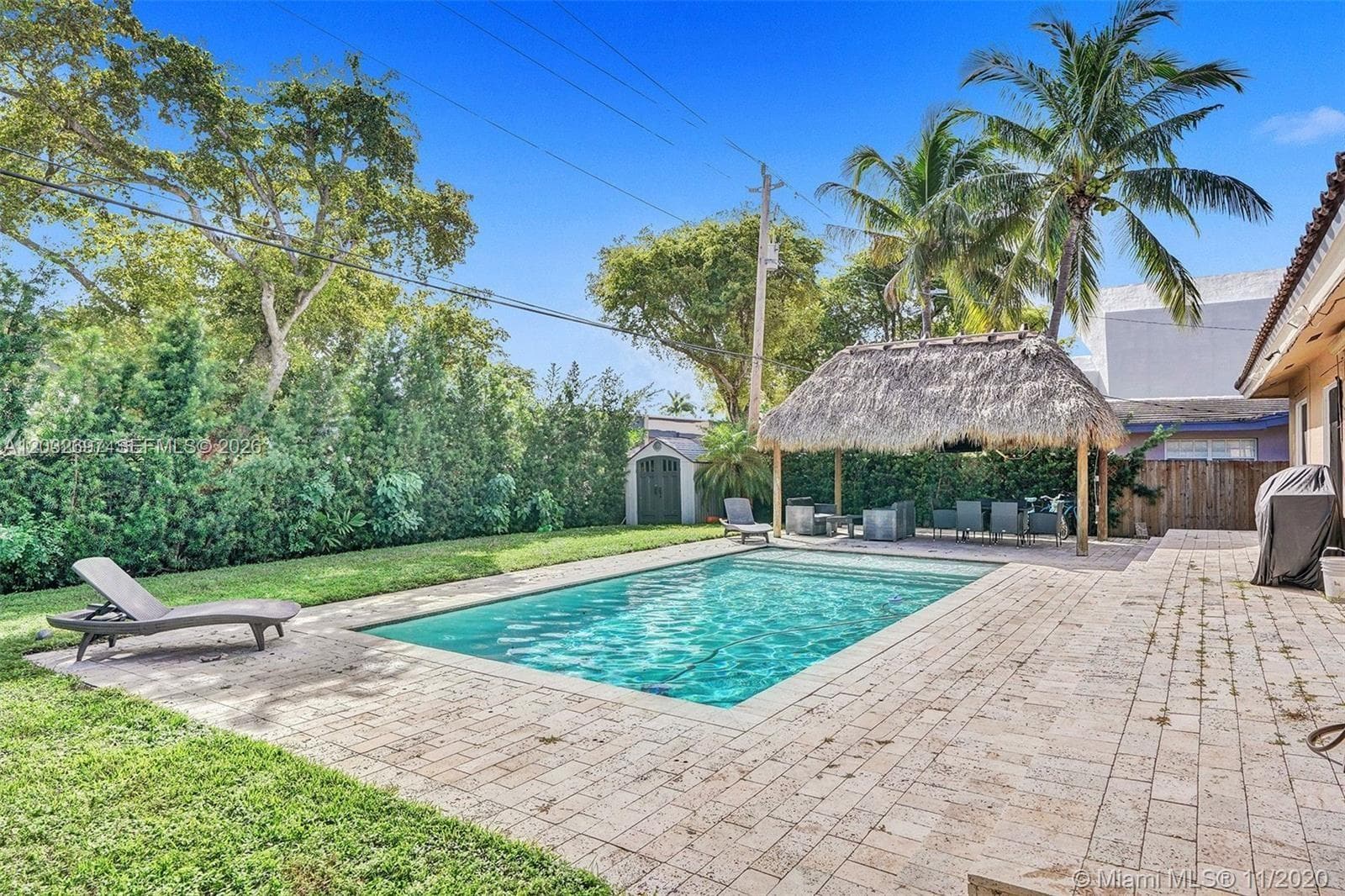 2190 NE 122nd St, North Miami FL 33181 — 5