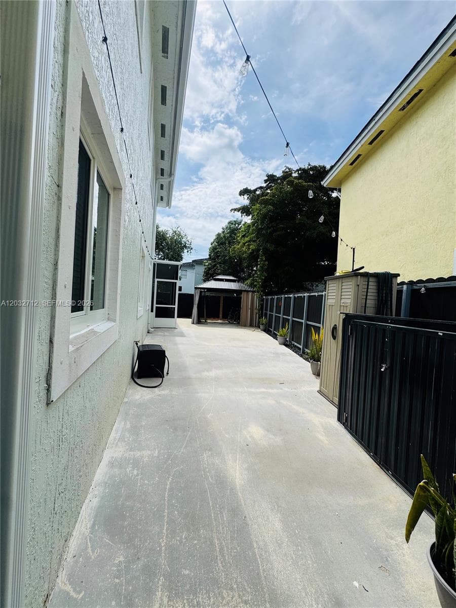 363 NE 35th Ter, Homestead FL 33033 — 27