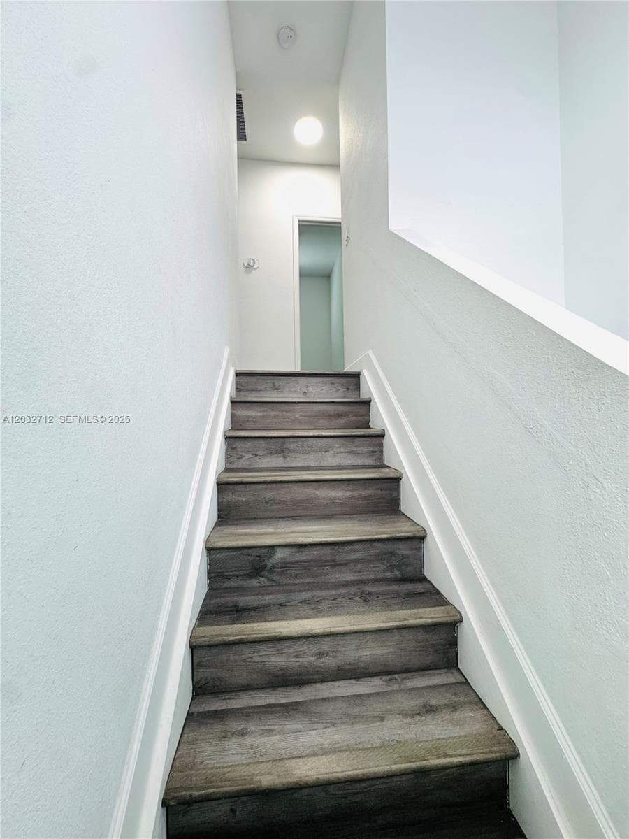 363 NE 35th Ter, Homestead FL 33033 — 17
