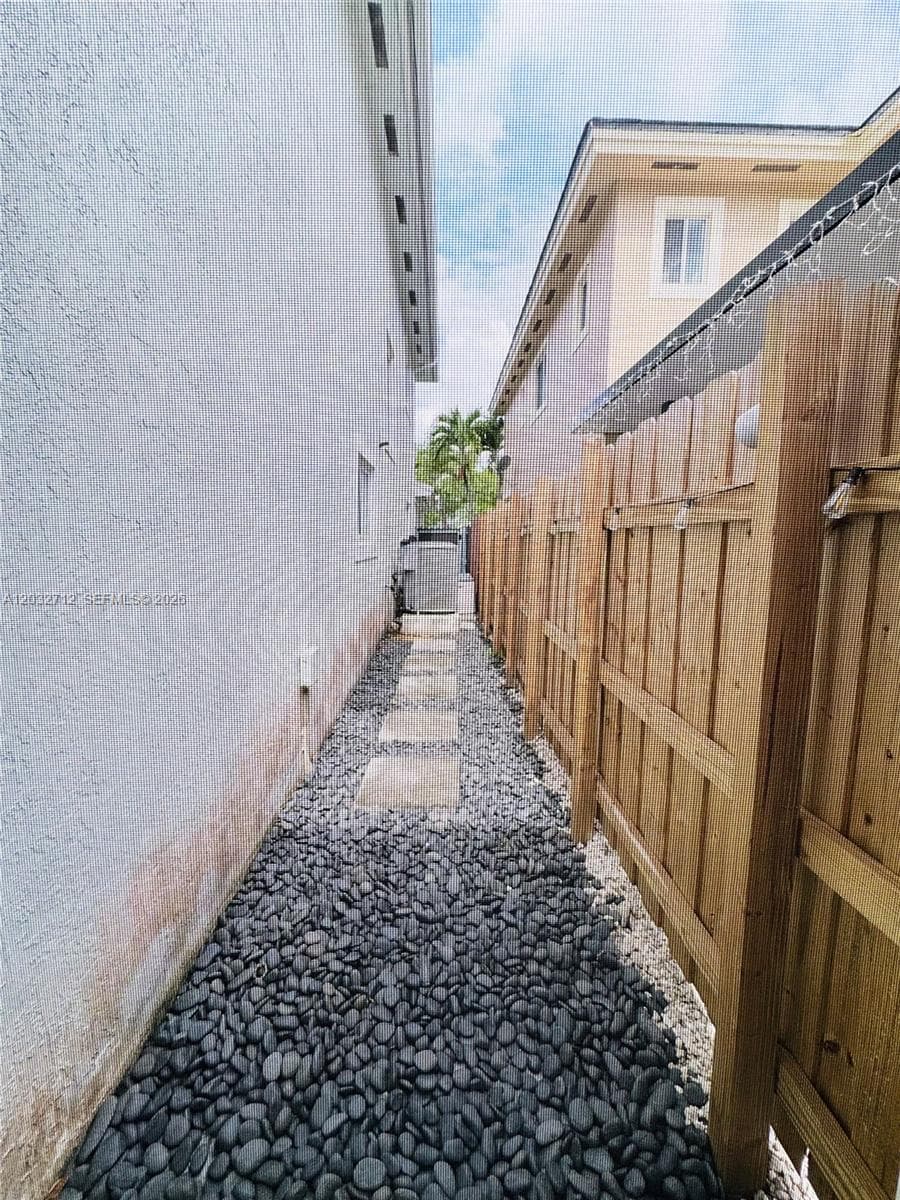 363 NE 35th Ter, Homestead FL 33033 — 32