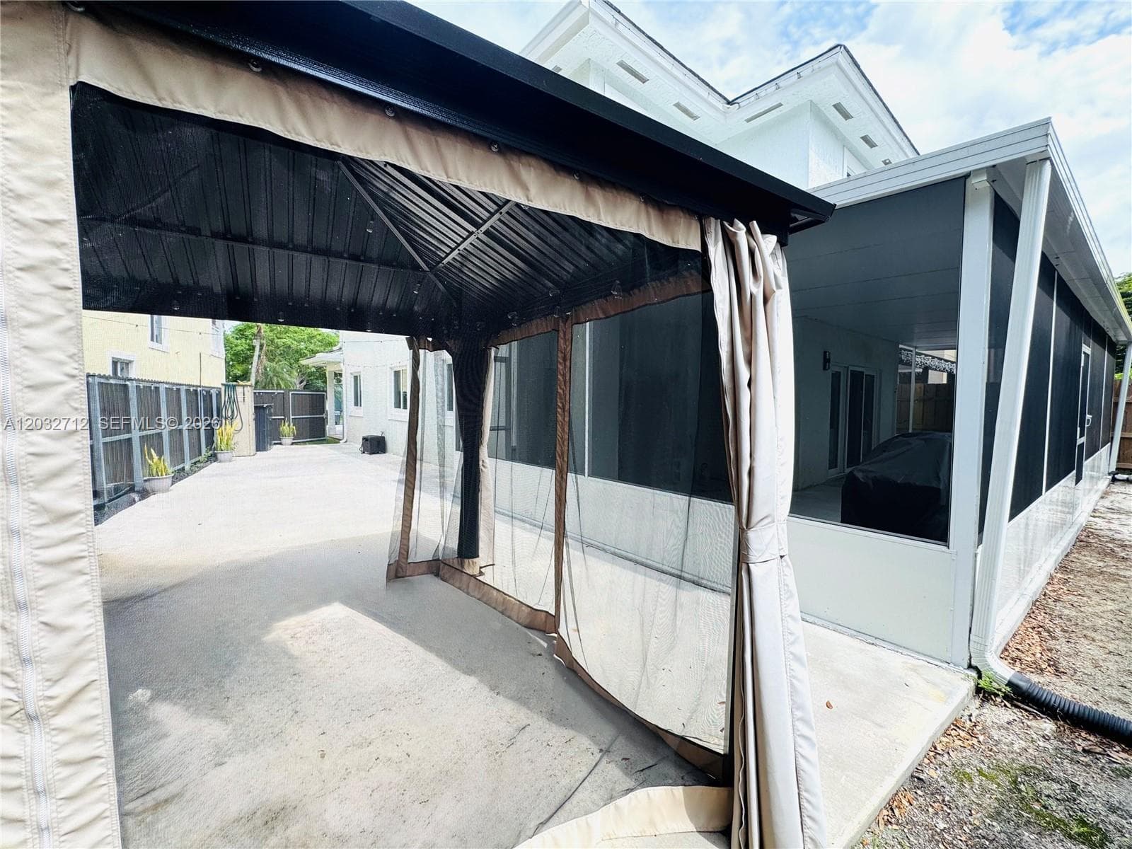 363 NE 35th Ter, Homestead FL 33033 — 34