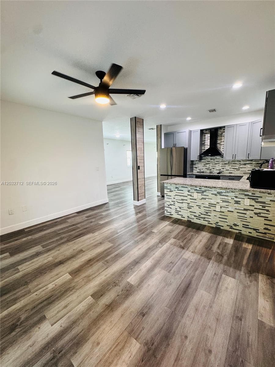 363 NE 35th Ter, Homestead FL 33033 — 11