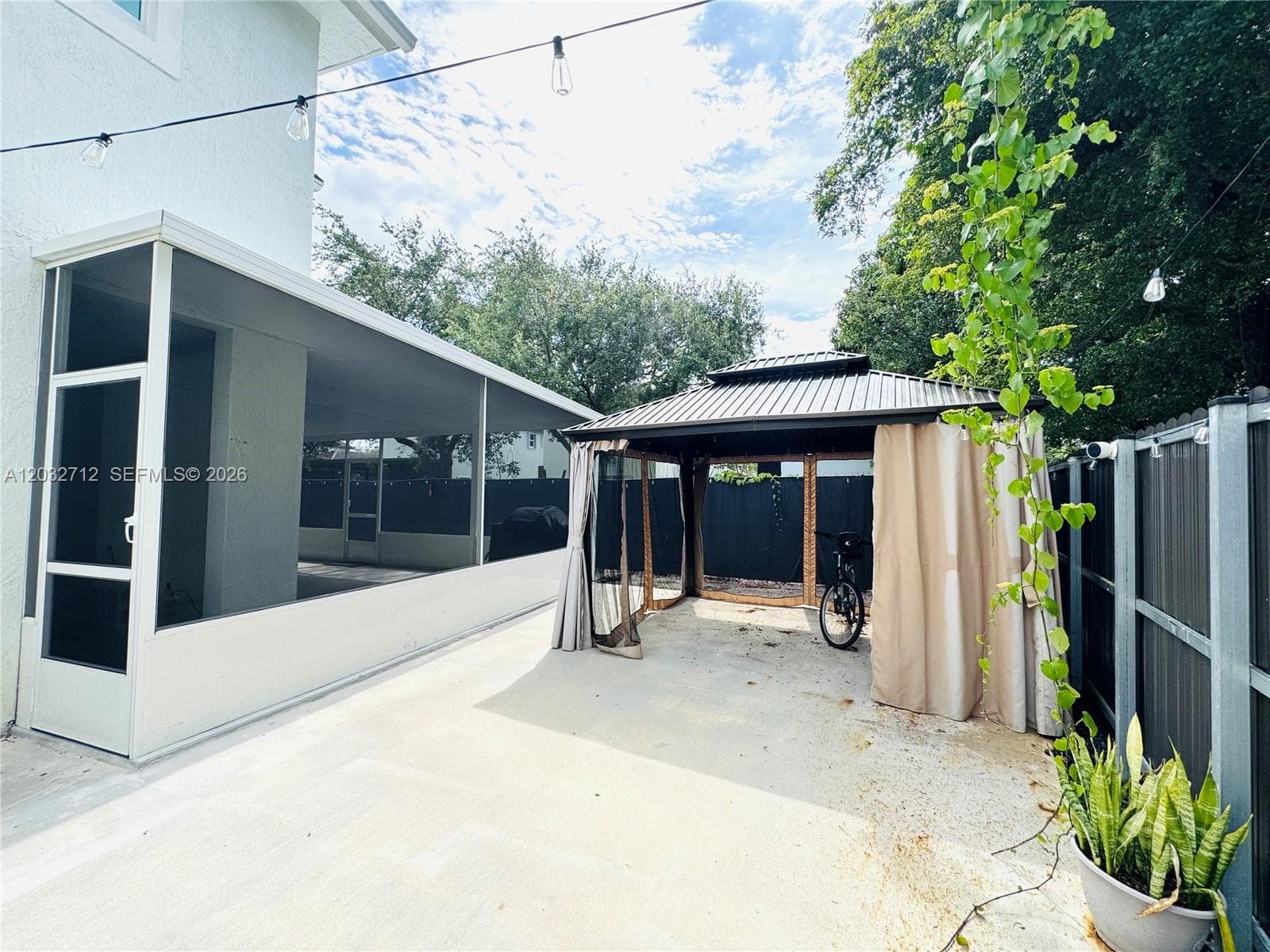 363 NE 35th Ter, Homestead FL 33033 — 35