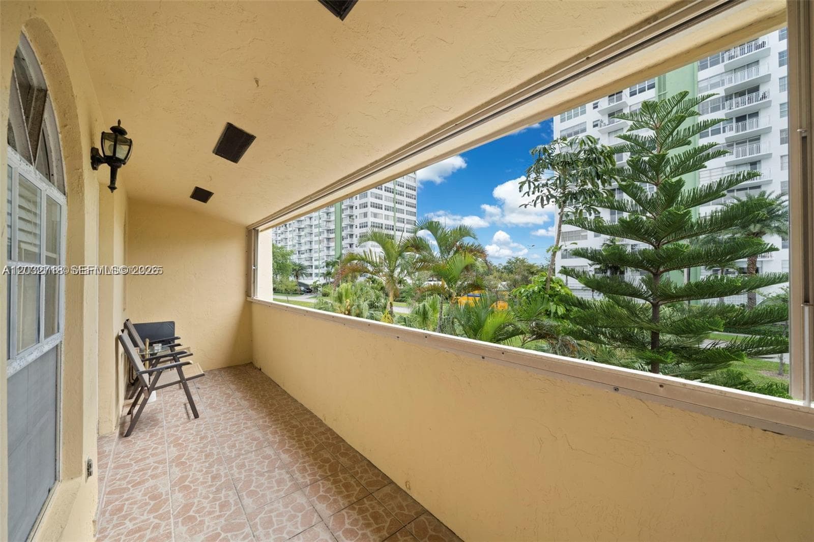 1965 Sans Souci Blvd # 0, North Miami FL 33181 — 29