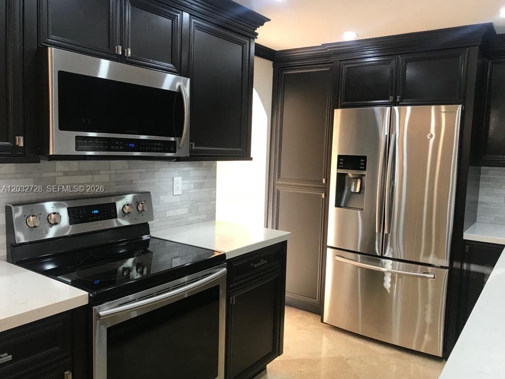 1300 SW 122nd Ave # 2, Miami FL 33184 — 23