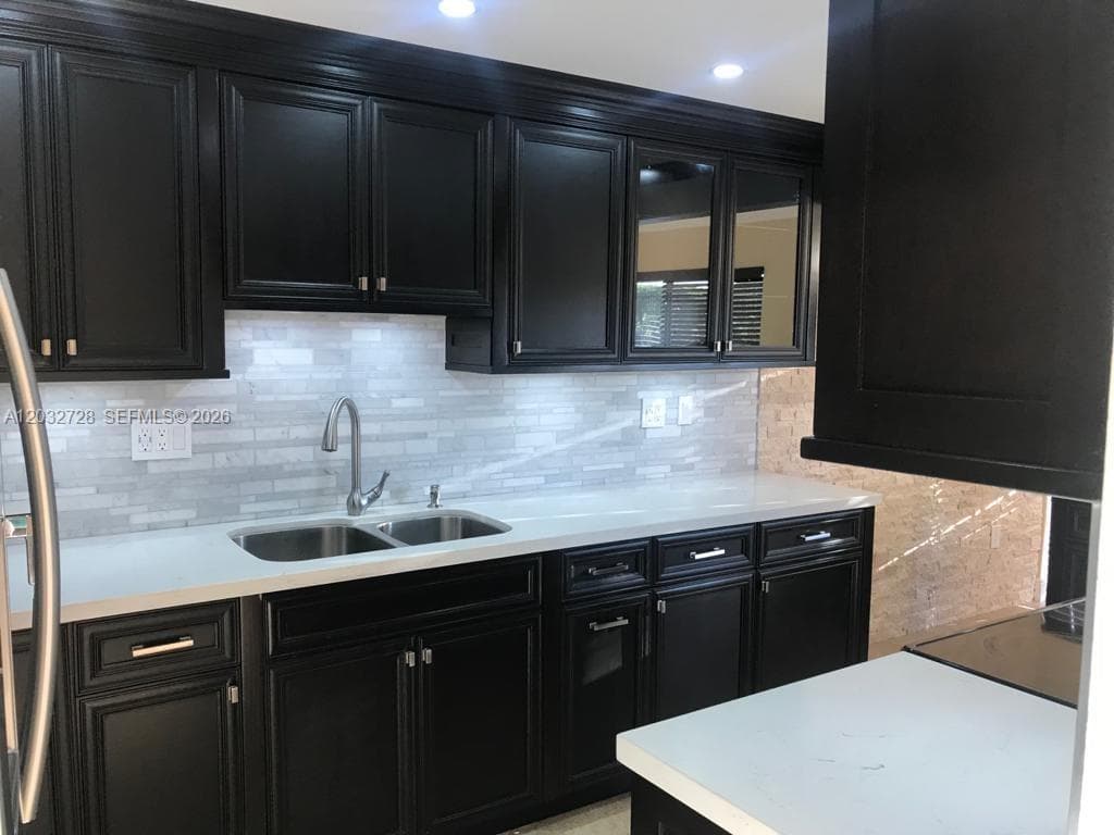 1300 SW 122nd Ave # 2, Miami FL 33184 — 22