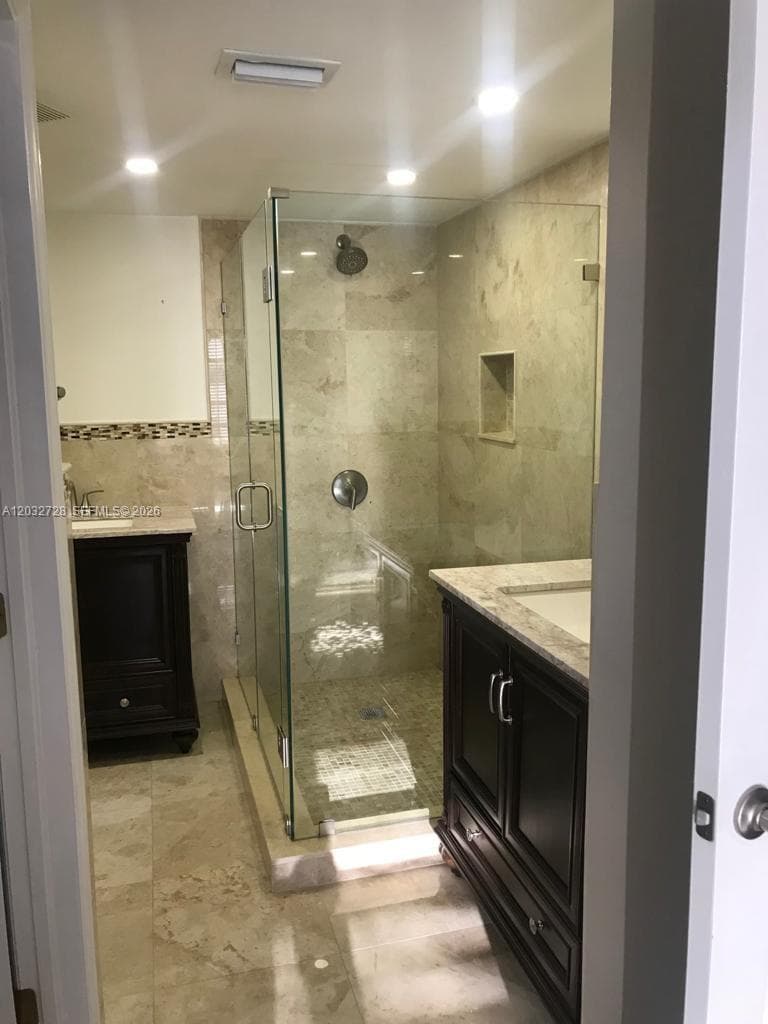 1300 SW 122nd Ave # 2, Miami FL 33184 — 20