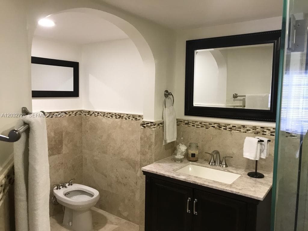 1300 SW 122nd Ave # 2, Miami FL 33184 — 10