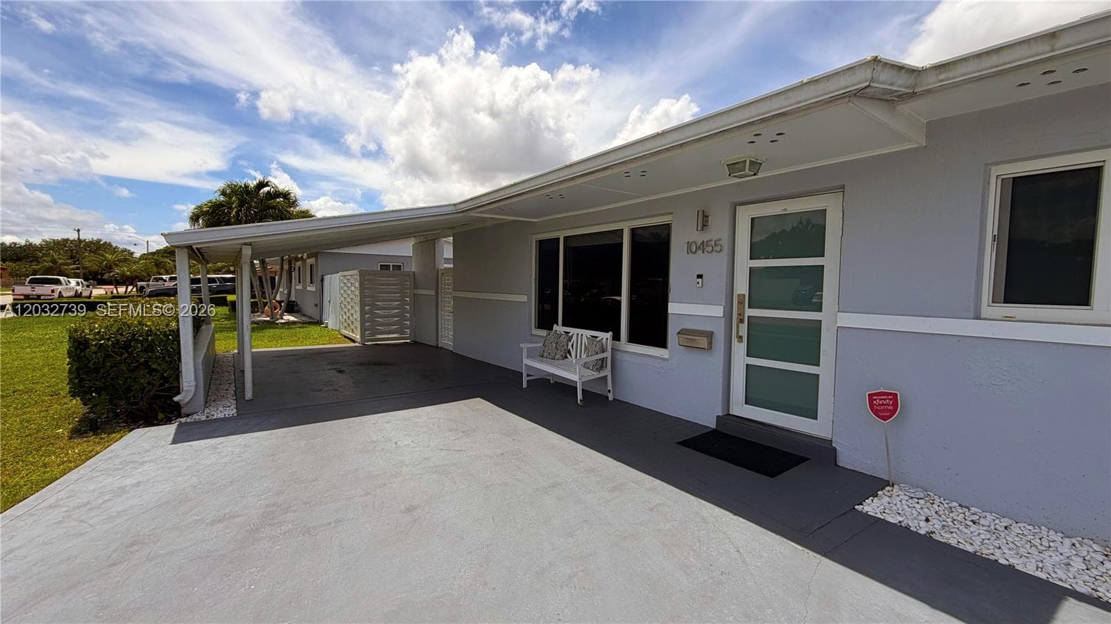 10455 SW 42nd Ter, Miami FL 33165 — 3