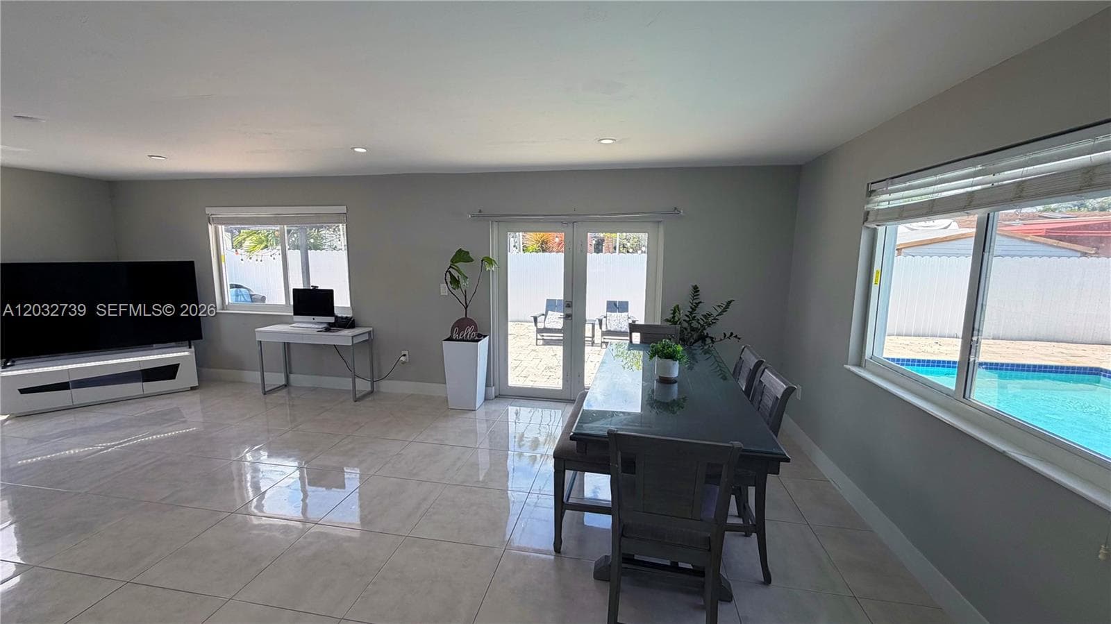10455 SW 42nd Ter, Miami FL 33165 — 28