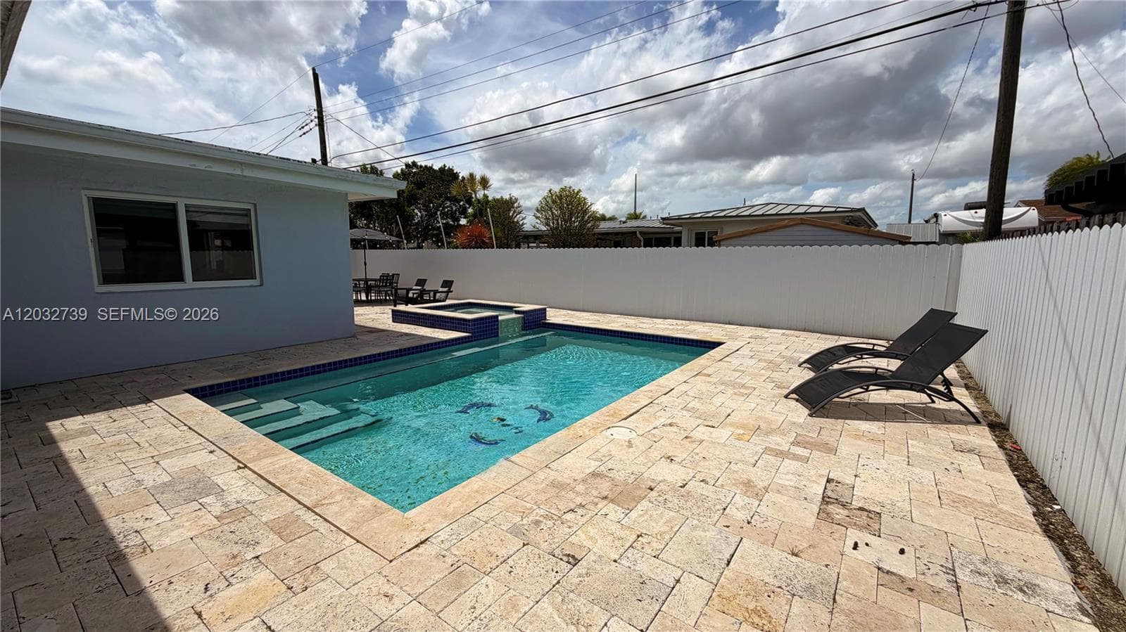 10455 SW 42nd Ter, Miami FL 33165 — 35