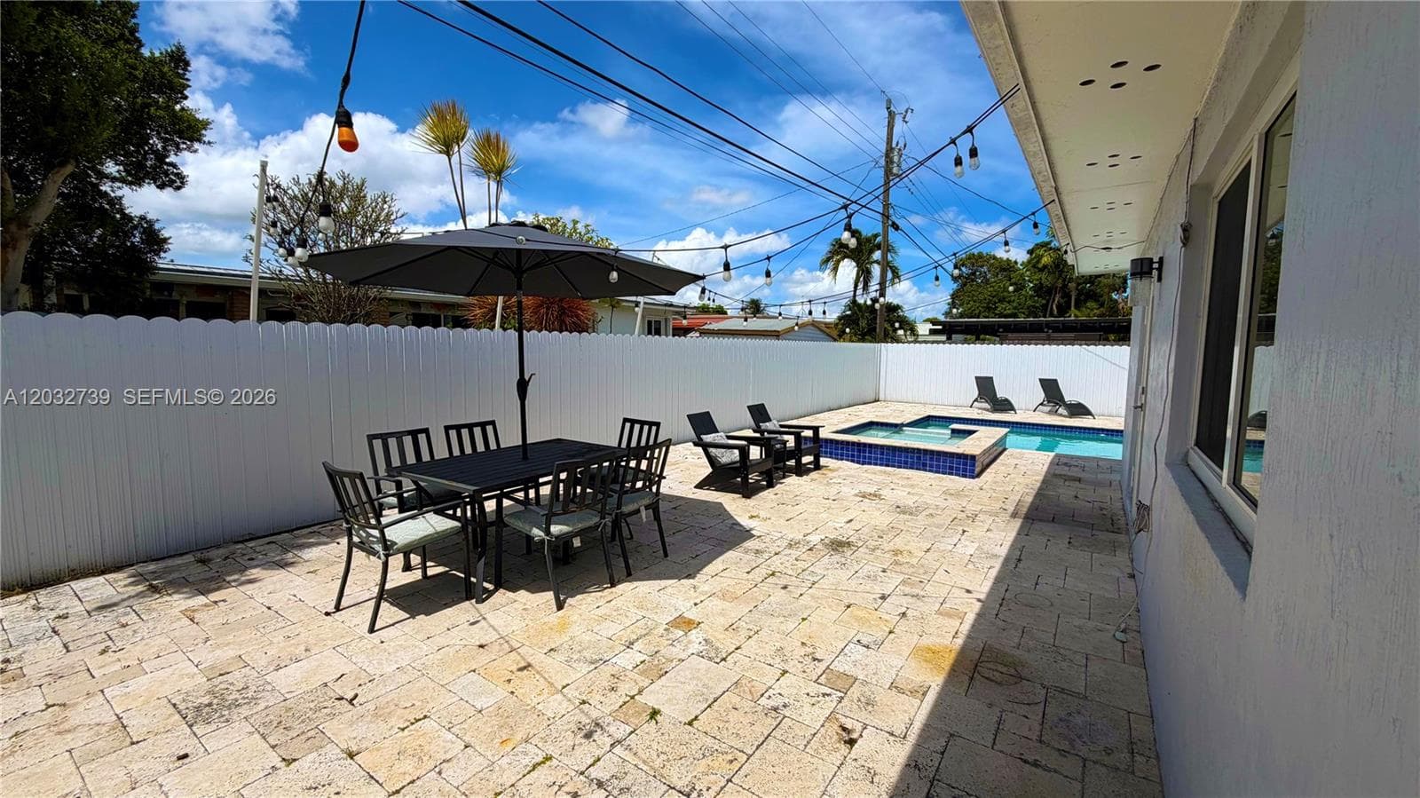 10455 SW 42nd Ter, Miami FL 33165 — 39