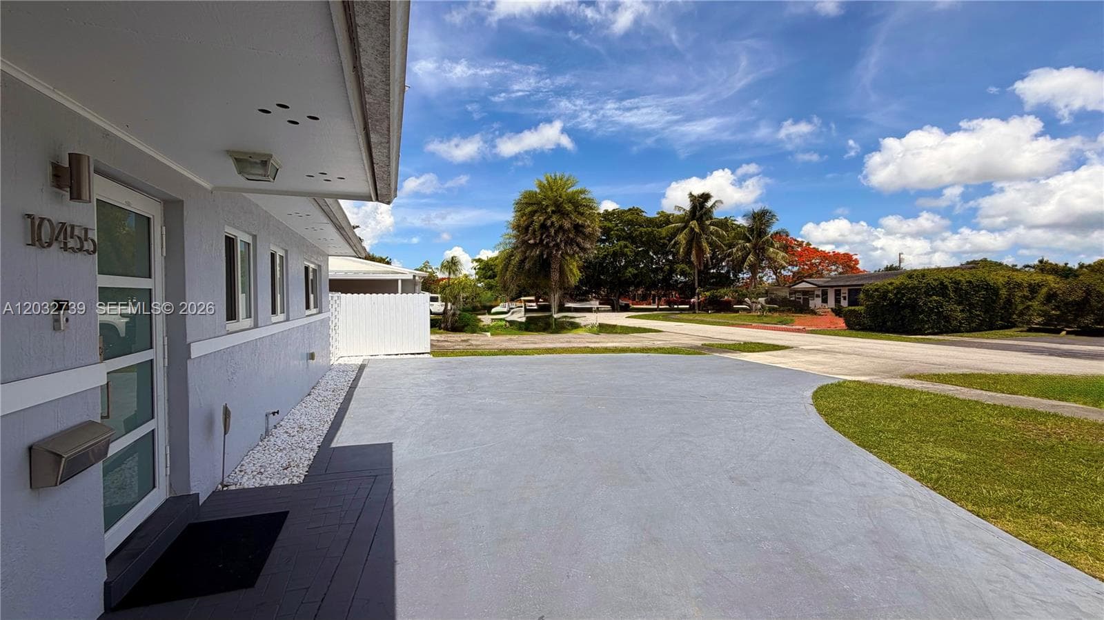 10455 SW 42nd Ter, Miami FL 33165 — 4