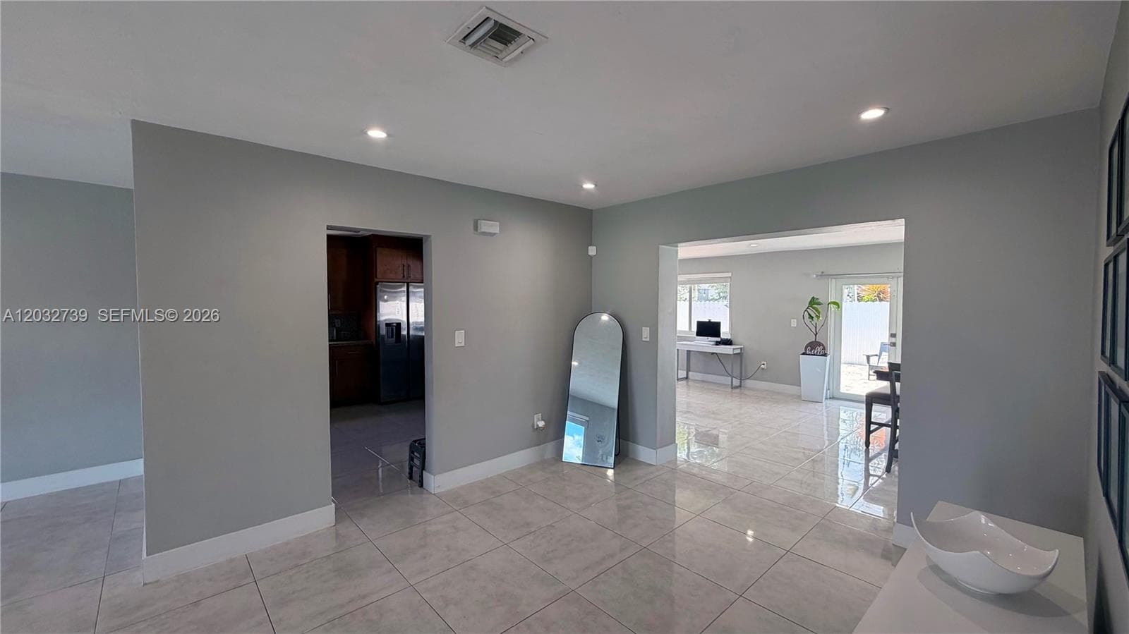 10455 SW 42nd Ter, Miami FL 33165 — 21