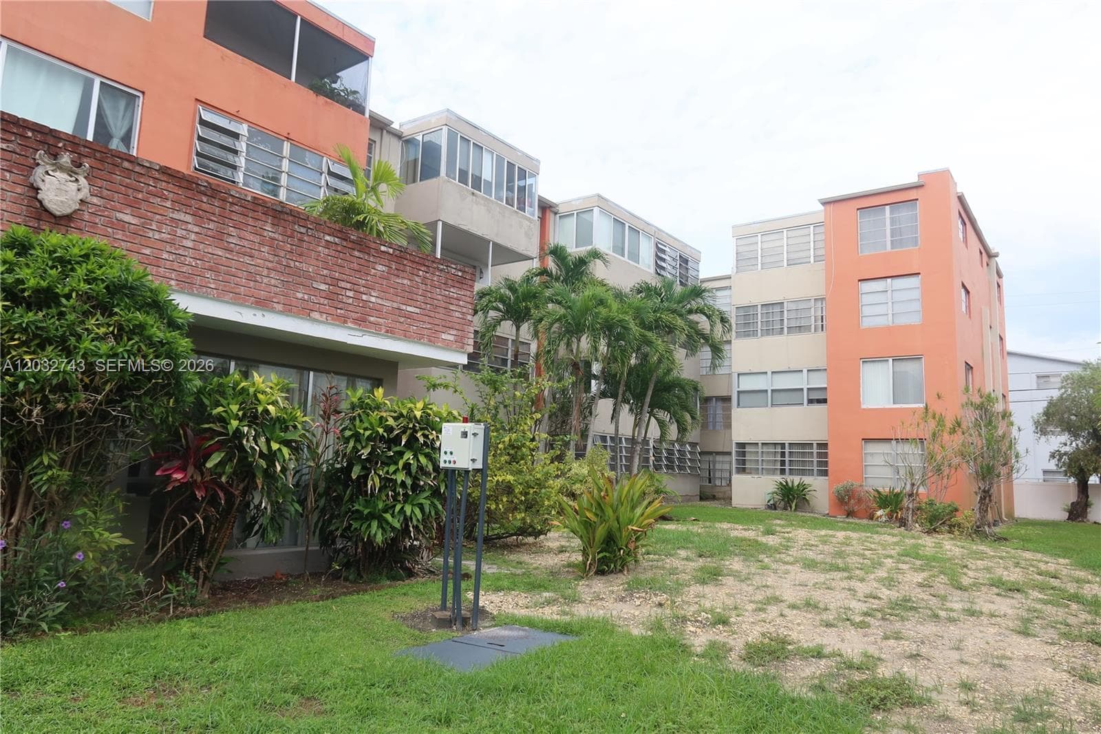 1850 NE 169th St # 312, North Miami Beach FL 33162 — 4