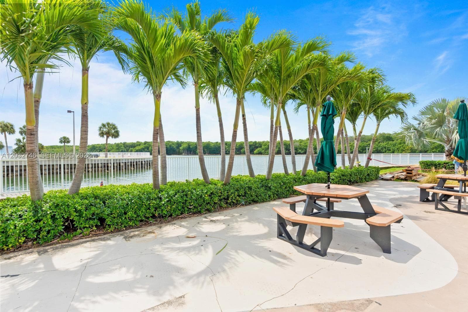 400 Kings Point Dr # 309, Sunny Isles Beach FL 33160 — 19