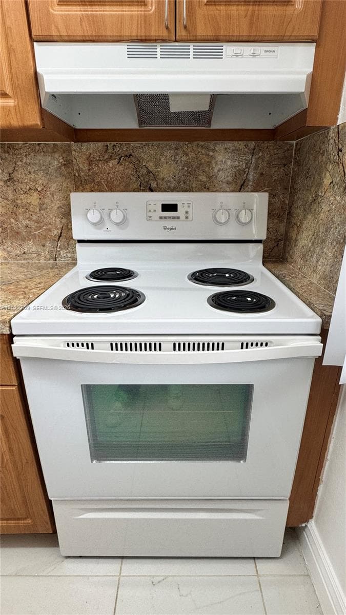 1154 W 35th St # 102, Hialeah FL 33012 — 10