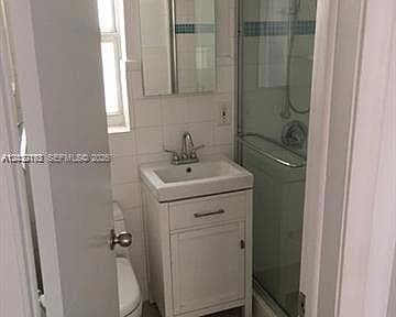 3 Farrey Ln # 3, Miami Beach FL 33139 — 9