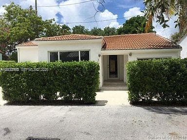 3 Farrey Ln # 3, Miami Beach FL 33139 — 4