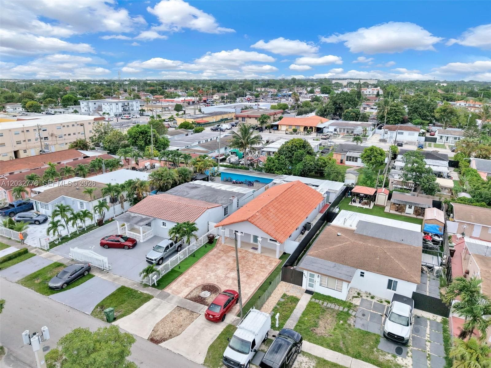 451 E 37th St, Hialeah FL 33013 — 38