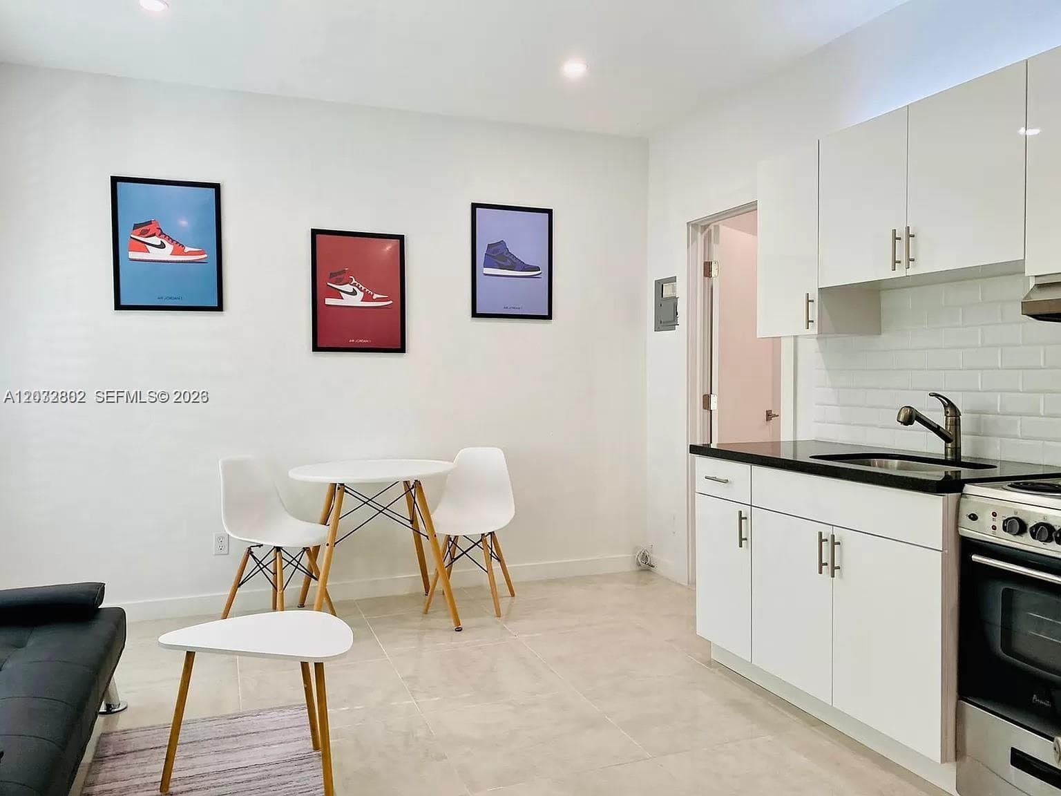 319 W 28th St # 9, Miami Beach FL 33140 — 3